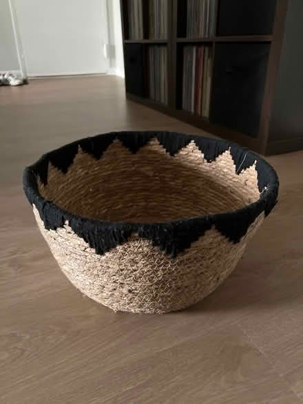 Photo of free Basket (Glen Burnie) #1