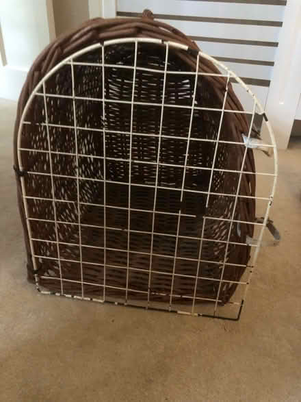Photo of free Wicker cat travel basket (North sheen/Richmond TW9) #3