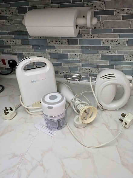 Photo of free small kitchen appliances (Gants Hill) #1