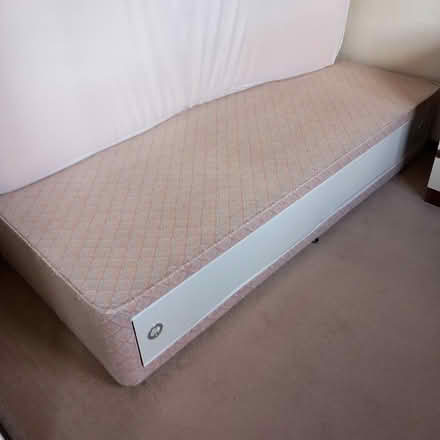 Photo of free Single bed base (DE78LT) #1