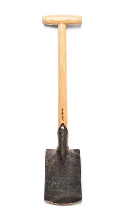 Photo of Garden Spade (Lostock Hall PR1) #1