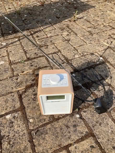 Photo of free DAB radio cube (Blaupunkt) (Stoke Bishop BS9) #2