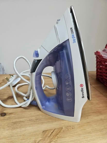 Photo of free Breville Iron (Isleworth) #1
