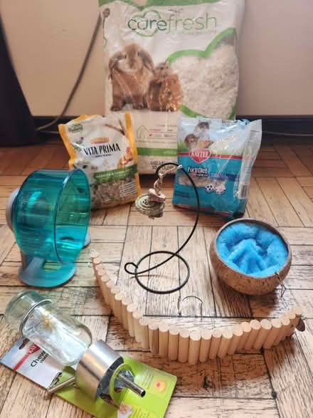Photo of free Small animal food, bedding, etc (Stuyvesant Town) #1