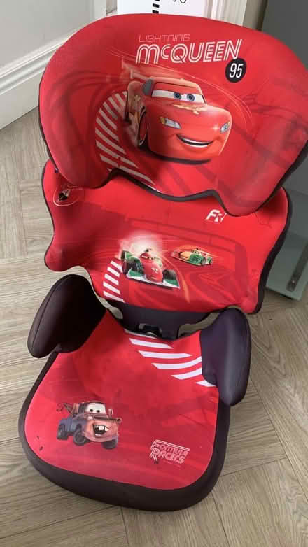 Photo of free Full boys car seat (Hornchurch RM12) #1