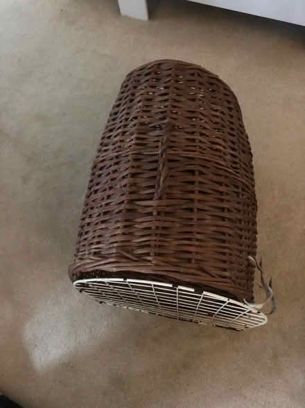 Photo of free Wicker cat travel basket (North sheen/Richmond TW9) #2
