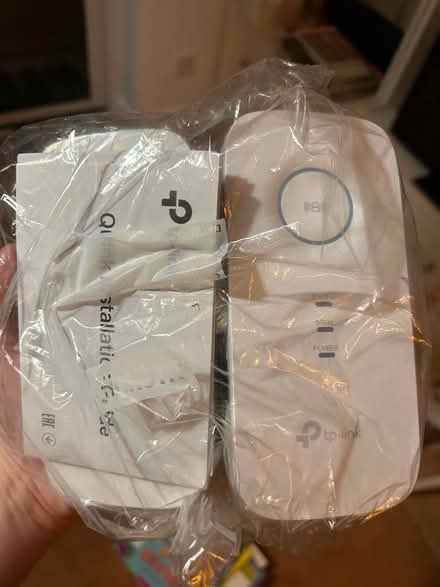 Photo of free TP link wifi extender (W7) #1