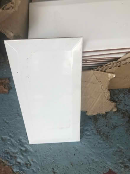 Photo of free White metro tiles (CB6 Ely) #1