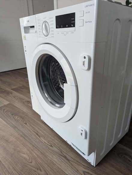 Photo of free Logic integrated washing machine (Eskbank EH22) #2