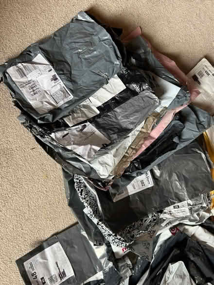 Photo of free CR7 Various post/packing materials, good used/usable cond. (Thornton Heath CR7) #4