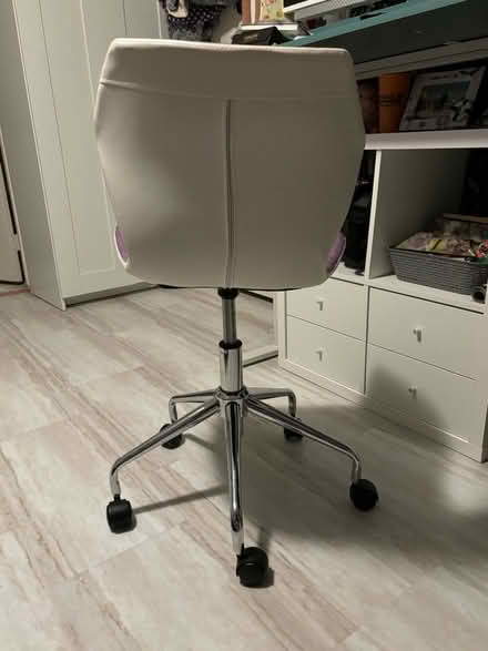 Photo of free Purple Desk Chair (Gaithersburg (off Goshen Rd.)) #2