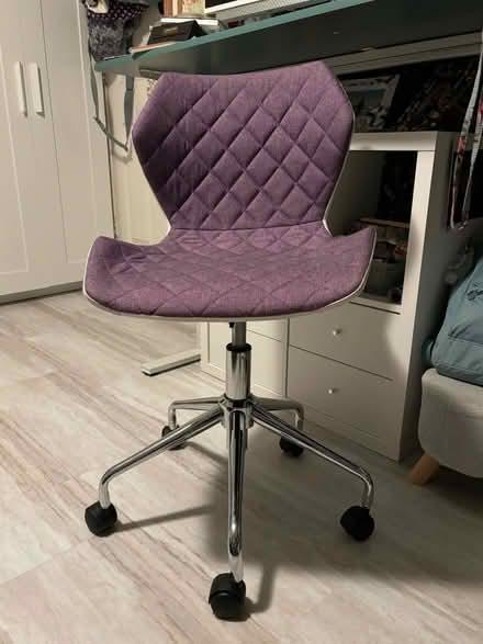 Photo of free Purple Desk Chair (Gaithersburg (off Goshen Rd.)) #1