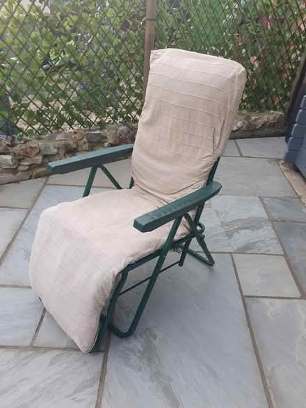 Photo of free Garden lounger (EX14) #1