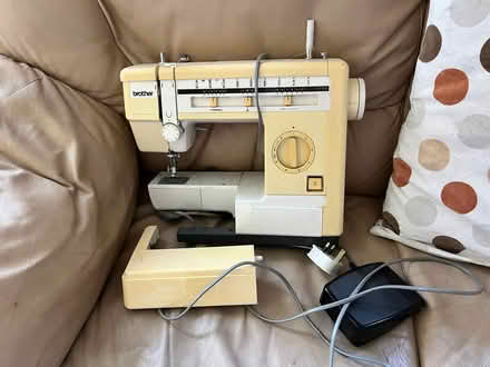 Photo of free 2 faulty sewing machines (Muxton TF2) #1