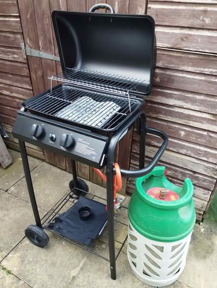 Photo of free Gas BBQ (Newport Pagnell MK16) #1