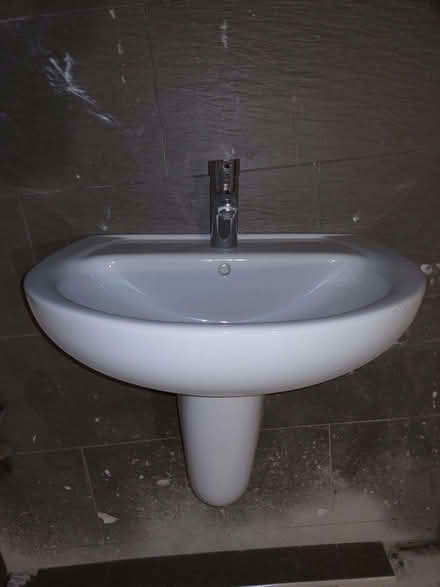 Photo of free Basin (Haydon wick SN25) #2