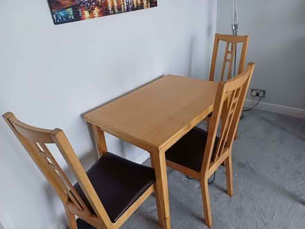 Photo of free dining table and 3 chairs (South Croydon CR2) #3