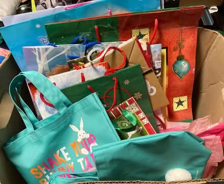 Photo of free Gift bags (Britannia and Tenth Line) #1