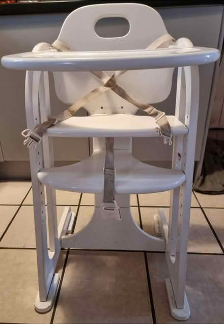 Photo of free Highchair (En11) #3