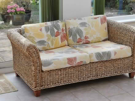 Photo of free Settees (DA7) #2