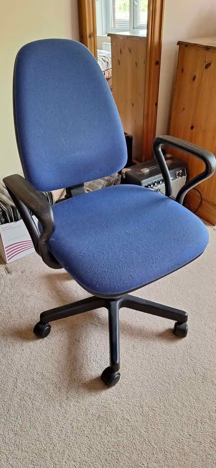 Photo of free Office chair (Nantwich CW5) #2