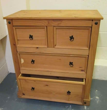 Photo of free drawers (Buttershaw HX3) #1