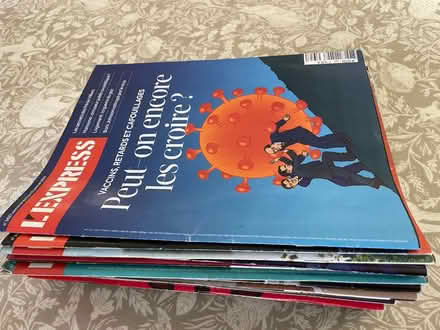 Photo of free Pile of French L'Express magazines, from 2020 (West Malvern CP WR14) #1