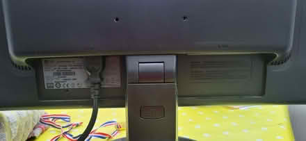 Photo of free lg flatron monitor (Penrith CA11) #2