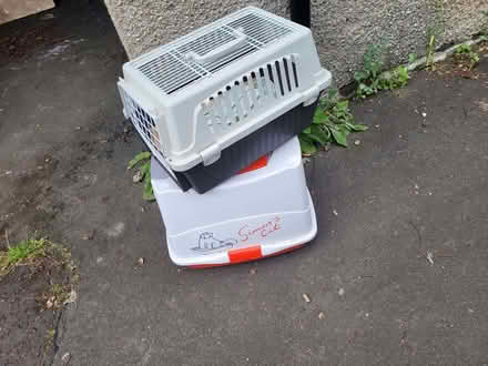 Photo of free Cat carrier and litter tray (Roseburn EH12) #1