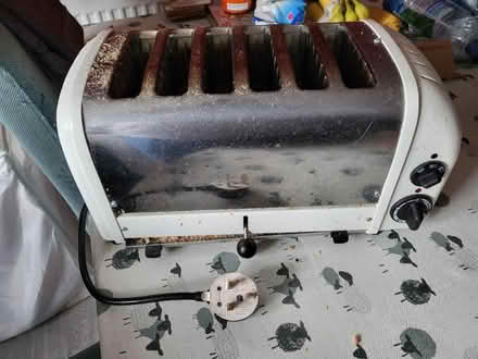 Photo of free 6 slice toaster (Redhouse, Swindon, SN25) #1