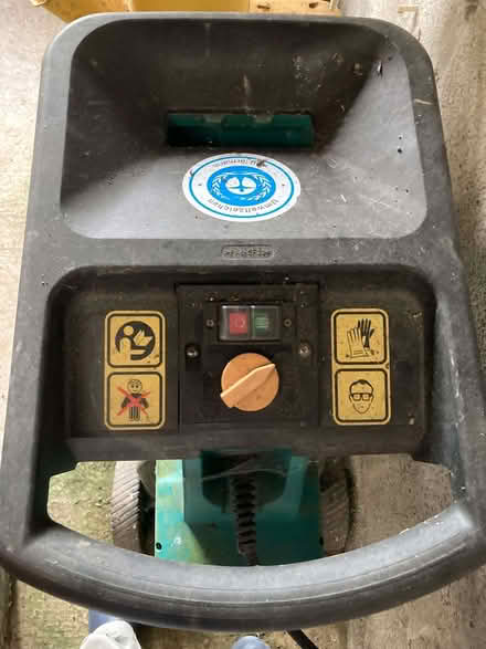 Photo of free Bosch electric shredder (Thornbury EX22) #2