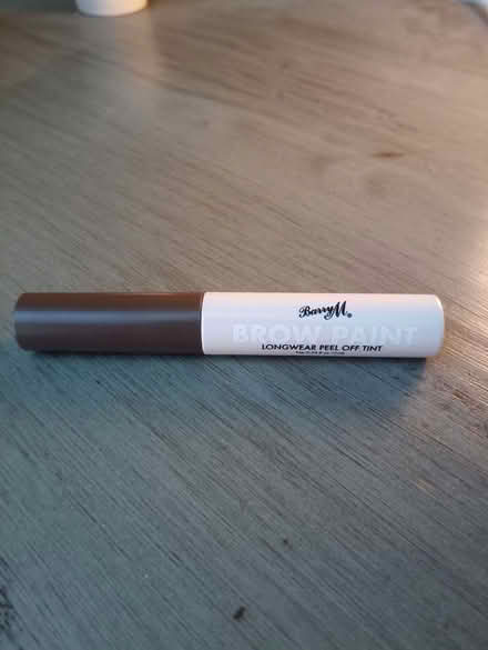 Photo of free Eyebrow tint dark (Walton on the Hill L4) #1