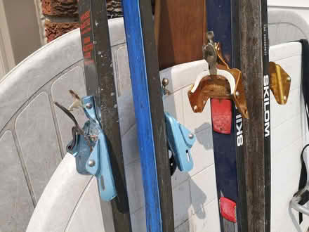 Photo of free 185&195 mm XC SKIIS 3pin bindings (greenbank&huntclub) #1
