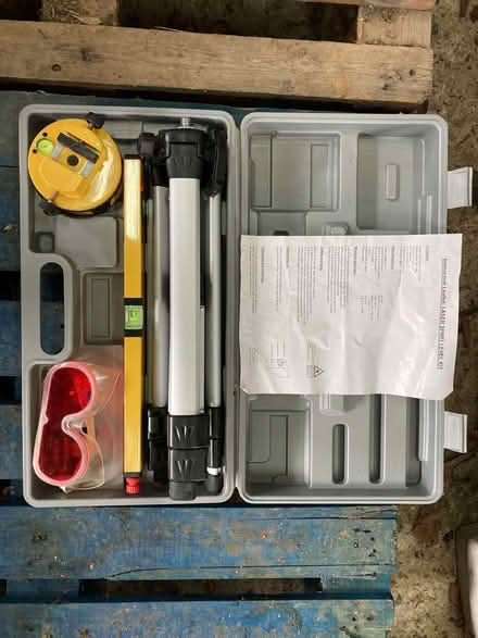 Photo of free Laser level with tripod (Thornbury EX22) #1