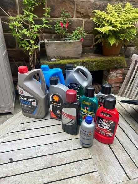 Photo of free Car cleaning sundries/ engine oil/ Jerry can (Bilton HG1) #2