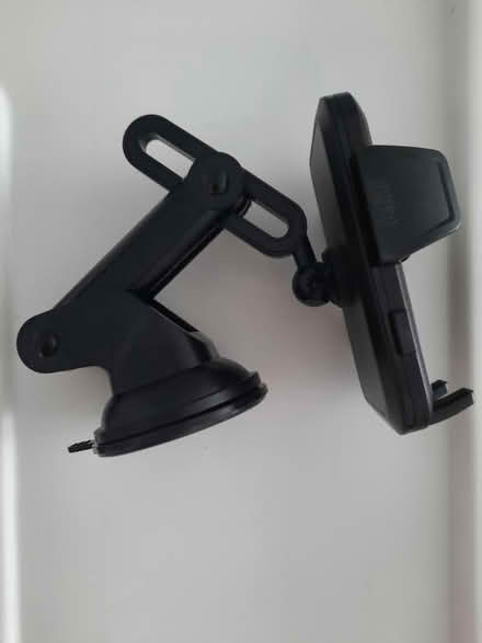 Photo of free Mobile phone holder for in car (Hereford, Belmont) #2