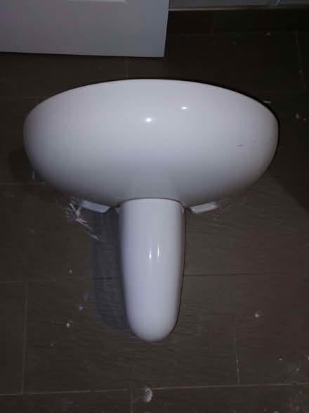 Photo of free Basin (Haydon wick SN25) #3
