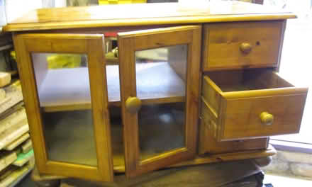 Photo of free small pine combination unit (Buttershaw HX3) #2