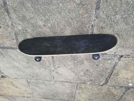 Photo of free Childs Used Wooden Skateboard (Scriven HG5) #1
