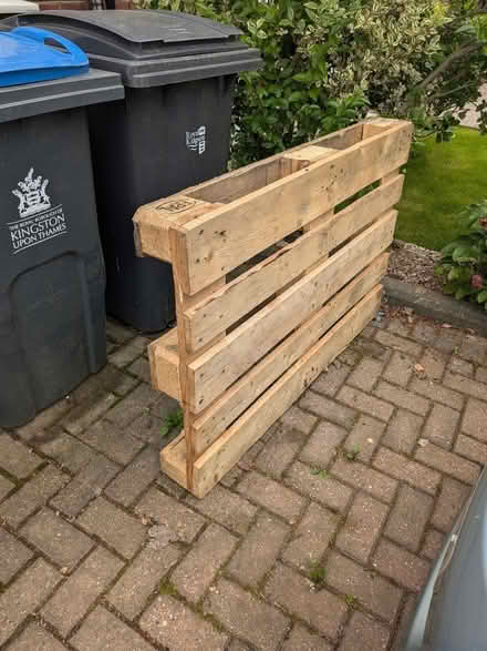 Photo of free Pallet (Norbiton KT3) #1