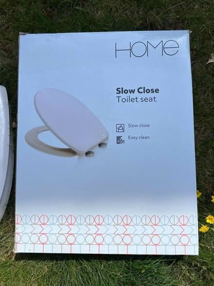 Photo of free Boxed WC Seat (CT10) #1