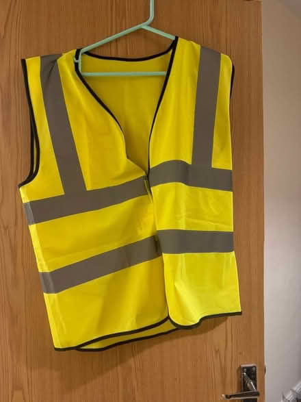 Photo of free High visibility vest (Whitmore Reans WV6) #1