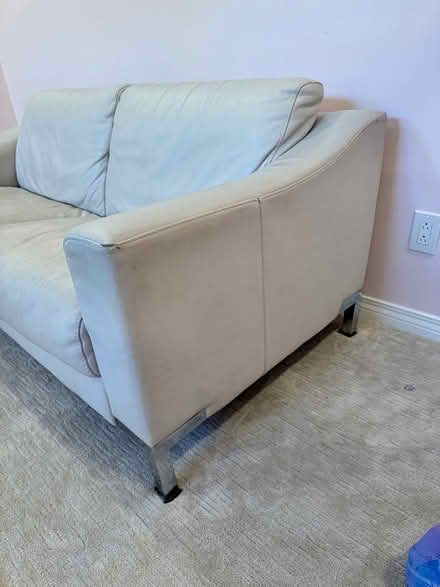 Photo of free Cream Leather Sofa (92127) #4