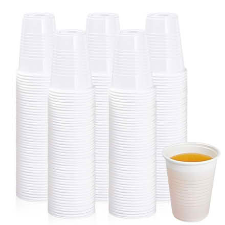 Photo of Plastic cups (Clerkenwell EC1R) #1