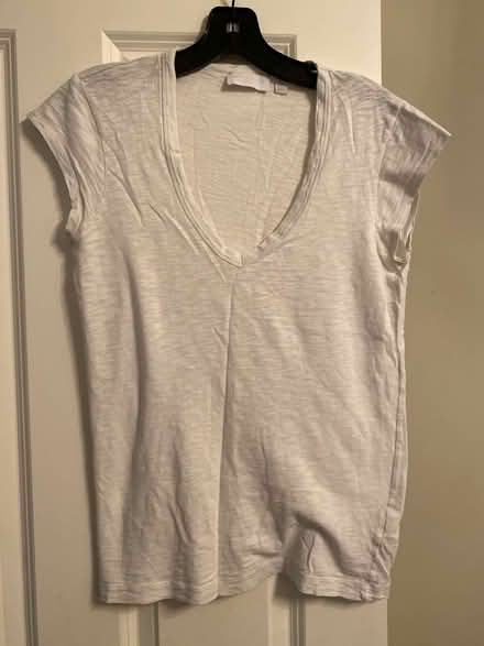 Photo of free T-shirt White label (UB10) #1