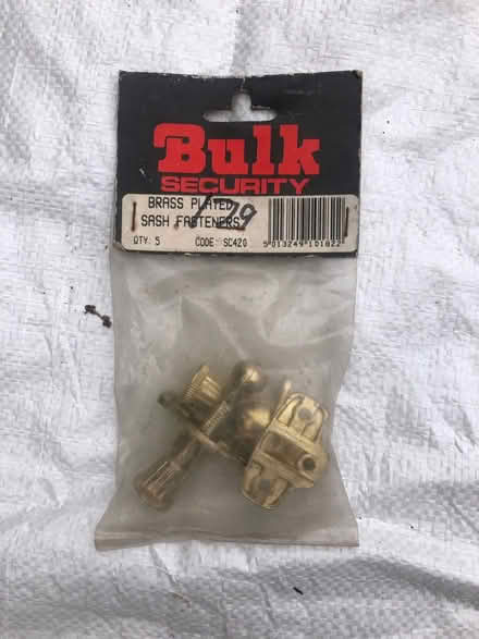 Photo of free 2 x sash window locks (Nottingham, West Bridgford NG2) #1