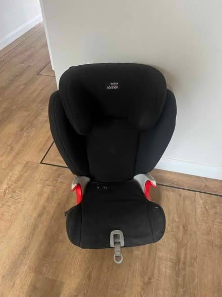 Photo of free Britax Romer iso fix child’s car chair (Goffs Oak EN7) #1