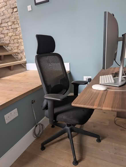 Photo of free Office chair (Bethnal Green E2) #2