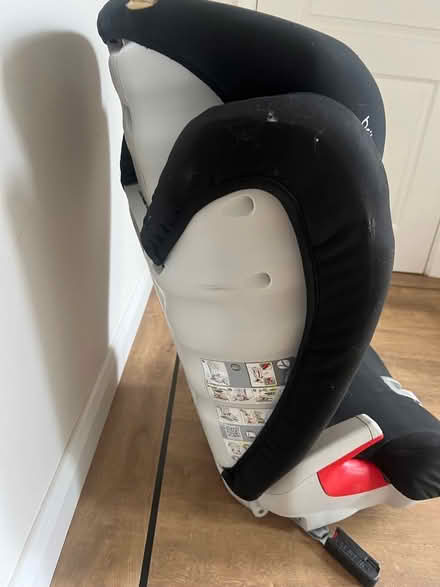 Photo of free Britax Romer iso fix child’s car chair (Goffs Oak EN7) #3