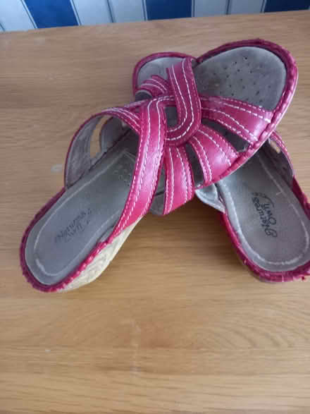 Photo of free Ladies sandals (Belvidere SY2) #1